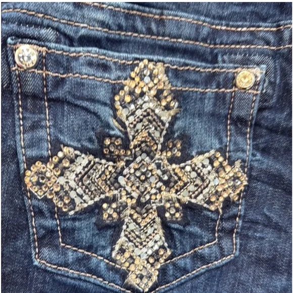 Miss Me Mid Rise Easy Boot - Picture 7 of 14